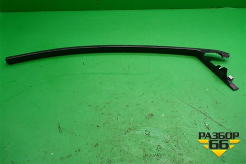 Накладка двери передней левой (на рамку) (BM5120297) для Ford Focus 3 с 2011г