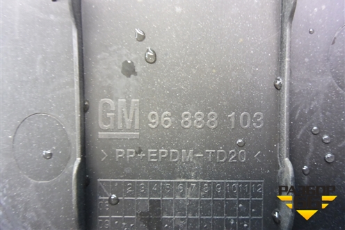 Накладка на торпедо (правая до 2012г) (96888103) для Chevrolet Cruze c 2009-2015г