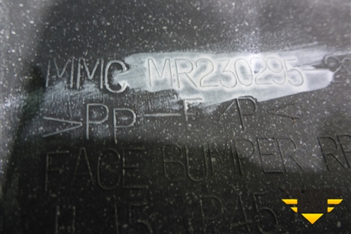 Бампер задний (после 2004г) (MR230295) для Mitsubishi Pajero Sport с 1996-2008г