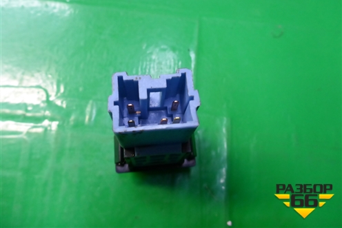 Кнопка (A/T MODE) для Mitsubishi Pajero Sport с 1996-2008г