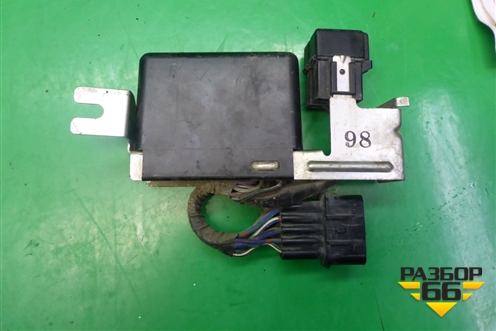Блок реле для Mitsubishi Pajero Sport с 1996-2008г