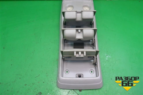 Плафон салонный передний (MR270627) для Mitsubishi Pajero Sport с 1996-2008г
