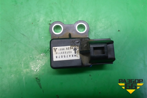 Датчик AIR BAG (MR475078) для Mitsubishi Pajero Sport с 1996-2008г