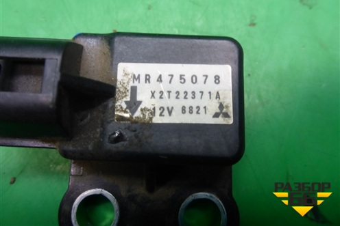 Датчик AIR BAG (MR475078) для Mitsubishi Pajero Sport с 1996-2008г
