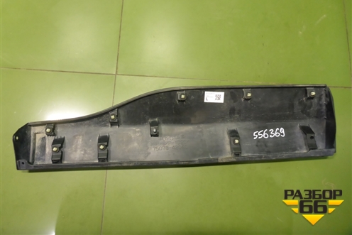 Накладка двери задней левой (7507842040) для Toyota Rav-4 с 2018г