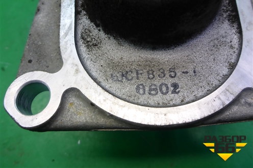 Кронштейн вискомуфты (3.0л 6G72) для Mitsubishi Pajero Sport с 1996-2008г