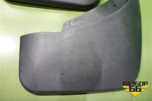 Брызговики (комплект) (новые) (4L0075111) для Audi Q7 c 2005-2015г
