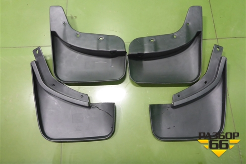 Брызговики (комплект) (новые) (4L0075111) для Audi Q7 c 2005-2015г