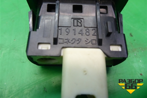 Кнопка обогрева сидений (правая) для Mazda Mazda 6 (GG) с 2002-2007г