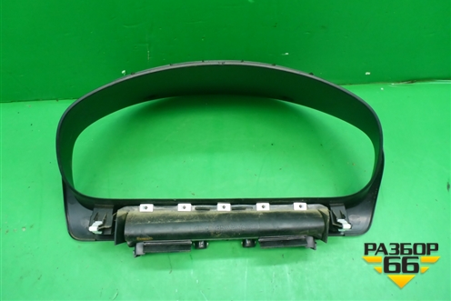 Накладка на щиток приборов (GJ6A55421) для Mazda Mazda 6 (GG) с 2002-2007г