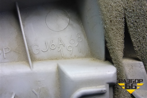 Обшивка стойки центральная верхняя правая (GJ6A68191) для Mazda Mazda 6 (GG) с 2002-2007г
