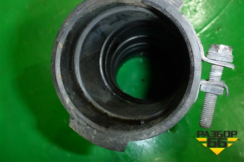 Патрубок воздушного фильтра (2.0л LF) (L81313221) для Mazda Mazda 6 (GG) с 2002-2007г