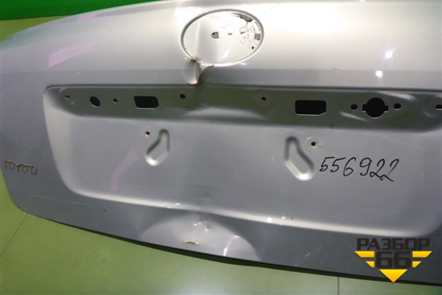 Крышка багажника (6440105050) для Toyota Avensis с 2003-2009г