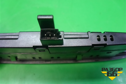 Дисплей паркинга (A0015423723) для Mercedes Benz ML-Klass W164 c 2005-2011г