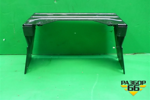 Кронштейн консоли передний (A1646801514) для Mercedes Benz ML-Klass W164 c 2005-2011г