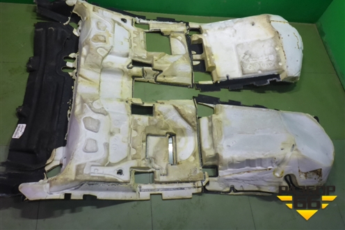 Покрытие напольное (A1646803441) для Mercedes Benz ML-Klass W164 c 2005-2011г