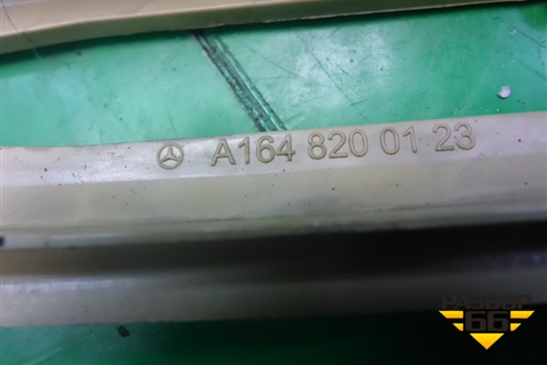 Плафон салонный задний (A1648200123) для Mercedes Benz ML-Klass W164 c 2005-2011г