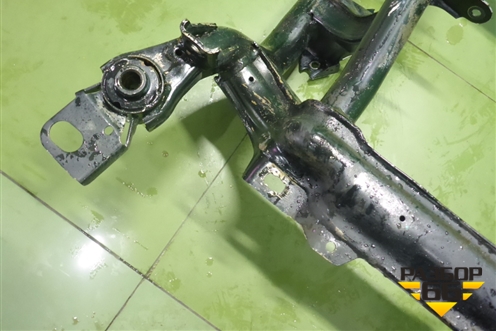 Подрамник передний АКПП (6.2л M156) (A251330058) для Mercedes Benz ML-Klass W164 c 2005-2011г