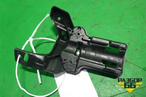 Кронштейн форсунки омывателя фары (левый) (286690002R) для Renault Megane 3 с 2008-2016г