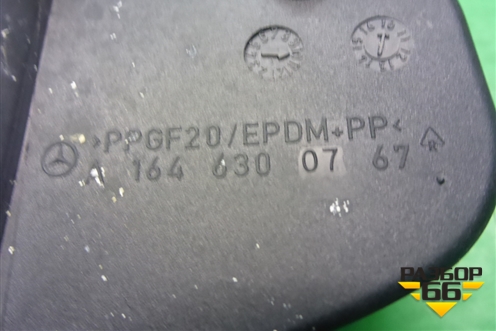 Лючок бензобака (A1646300767) для Mercedes Benz ML-Klass W164 c 2005-2011г