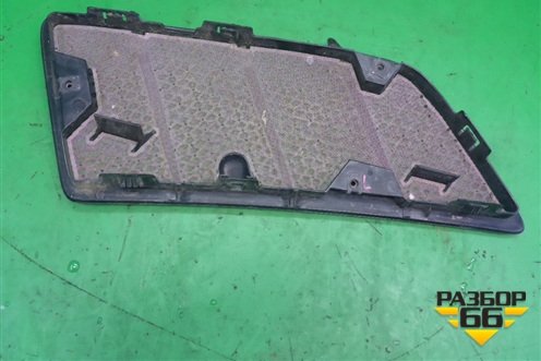 Решетка в капот (левая) (1648804305) для Mercedes Benz ML-Klass W164 c 2005-2011г