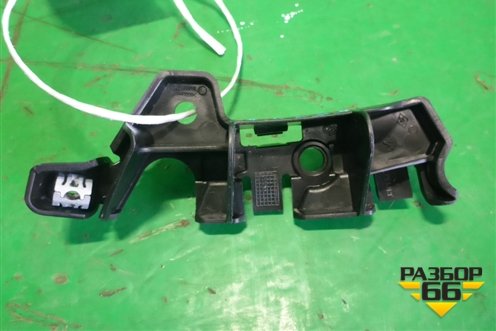 Кронштейн переднего бампера правый (новый) (620940001R) для Renault Megane 3 с 2008-2016г