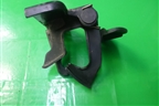 Крюк замка капота (A2198800064) для Mercedes Benz ML-Klass W164 c 2005-2011г