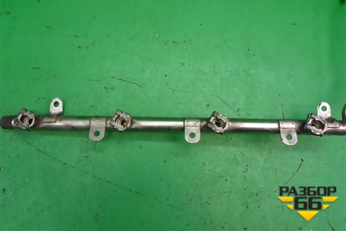 Рейка топливная рампа (6.2л M156) (A1560701895) для Mercedes Benz ML-Klass W164 c 2005-2011г