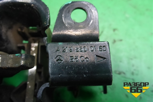 Замок капота (A2198800160) для Mercedes Benz ML-Klass W164 c 2005-2011г