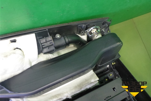 Торпедо с AIR BAG (правый руль) (66204AJ000) для Subaru Legacy Outback (B14) с 2009-2014г