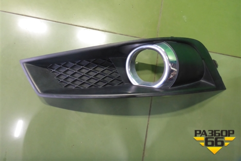 Накладка ПТФ правая (до 2012г) для Subaru Legacy Outback (B14) с 2009-2014г
