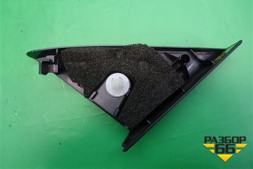 Накладка двери передней левой уголок (94251AJ010) для Subaru Legacy Outback (B14) с 2009-2014г