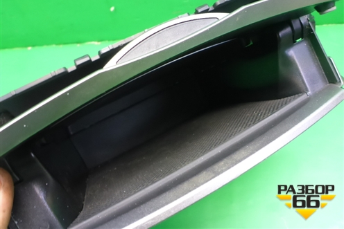 Ящик передней консоли (66120AJ030) для Subaru Legacy Outback (B14) с 2009-2014г