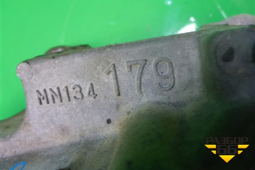 Кронштейн компрессора кондиционера (2.0л 4G63) (MN134179) для Mitsubishi Lancer-9  с 2003-2008г