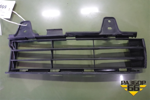Решетка в передний бампер левая (до 2012г) (5311360030) для Toyota Land Cruiser (200) с 2008г