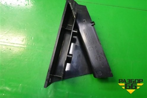 Накладка двери задней правой (уголок) (822354EA0A) для Nissan Qashqai (J11E) с 2013г