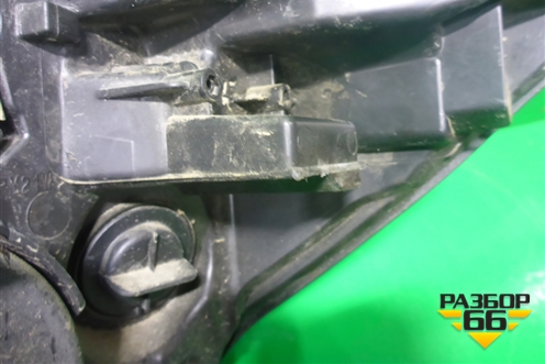 Фара правая (галоген) (260108765R) для Renault Kaptur с 2016г