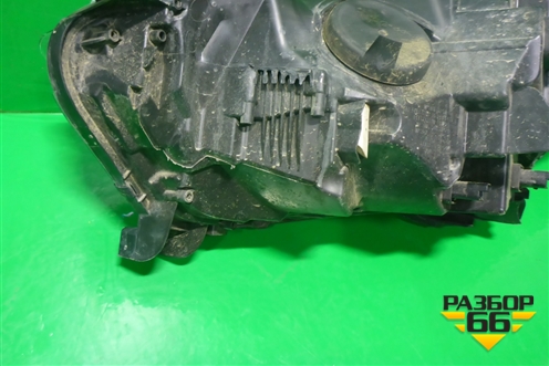 Фара правая (галоген) (260108765R) для Renault Kaptur с 2016г