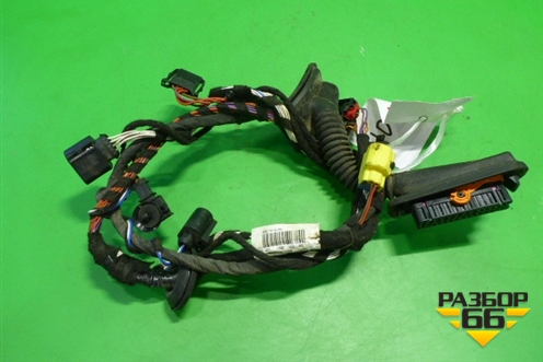 Проводка двери передней левой (3C8971120) для Volkswagen Passat-CC с 2008г