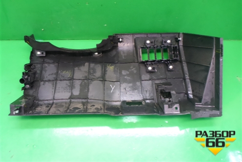 Накладка на торпедо (под рулем) (68106CL70A) для Infiniti Infiniti FX35/45 (S50)  с 2002-2009г