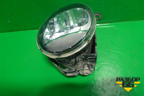 Фара противотуманная правая (после 2015г) (8121048051) для Toyota Land Cruiser (200) с 2008г