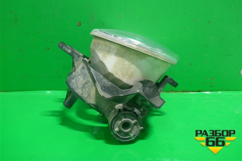 Фара противотуманная правая (8121002110) для Toyota Yaris с 2005-2011г