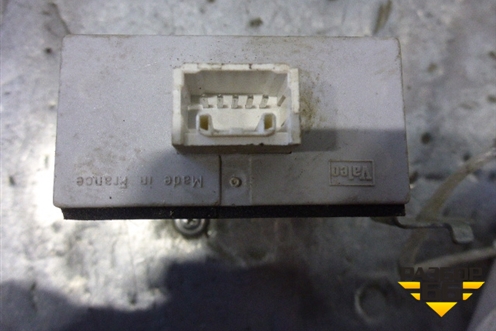 Блок управления центральным замком (8974102050) для Toyota Corolla (E12) с 2001-2007г