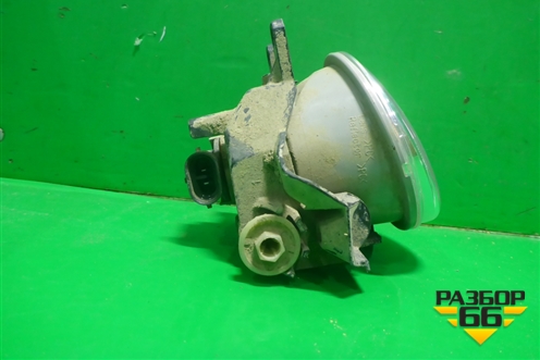 Фара противотуманная правая (8122147010) для Toyota Rav-4 с 2012-2019г