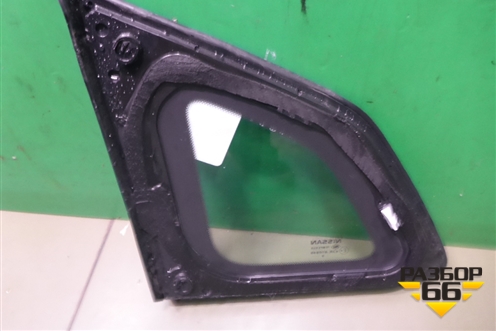 Стекло глухое правое (2019г) (833124EA0A) для Nissan Qashqai (J11E) с 2013г