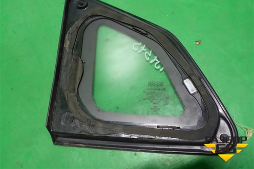 Стекло глухое правое (833124EA0A) для Nissan Qashqai (J11E) с 2013г