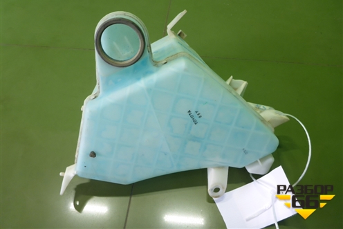 Бачок омывателя лобового стекла (860141385) для Toyota Land Cruiser Prado(120) с 2002-2009г