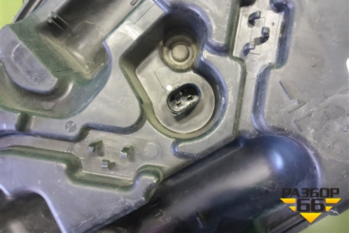 Бачок омывателя лобового стекла (6166158896) для BMW X3 G01 с 2017г (Х3 Г01)