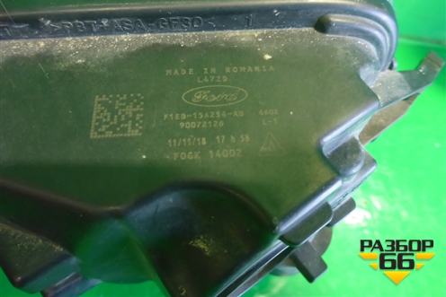 Фара противотуманная правая (F1EB15A254AB) для Ford Focus 3 с 2011г