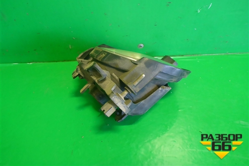 Фара противотуманная правая (922022B500) для Hyundai Santa Fe с 2005-2012г